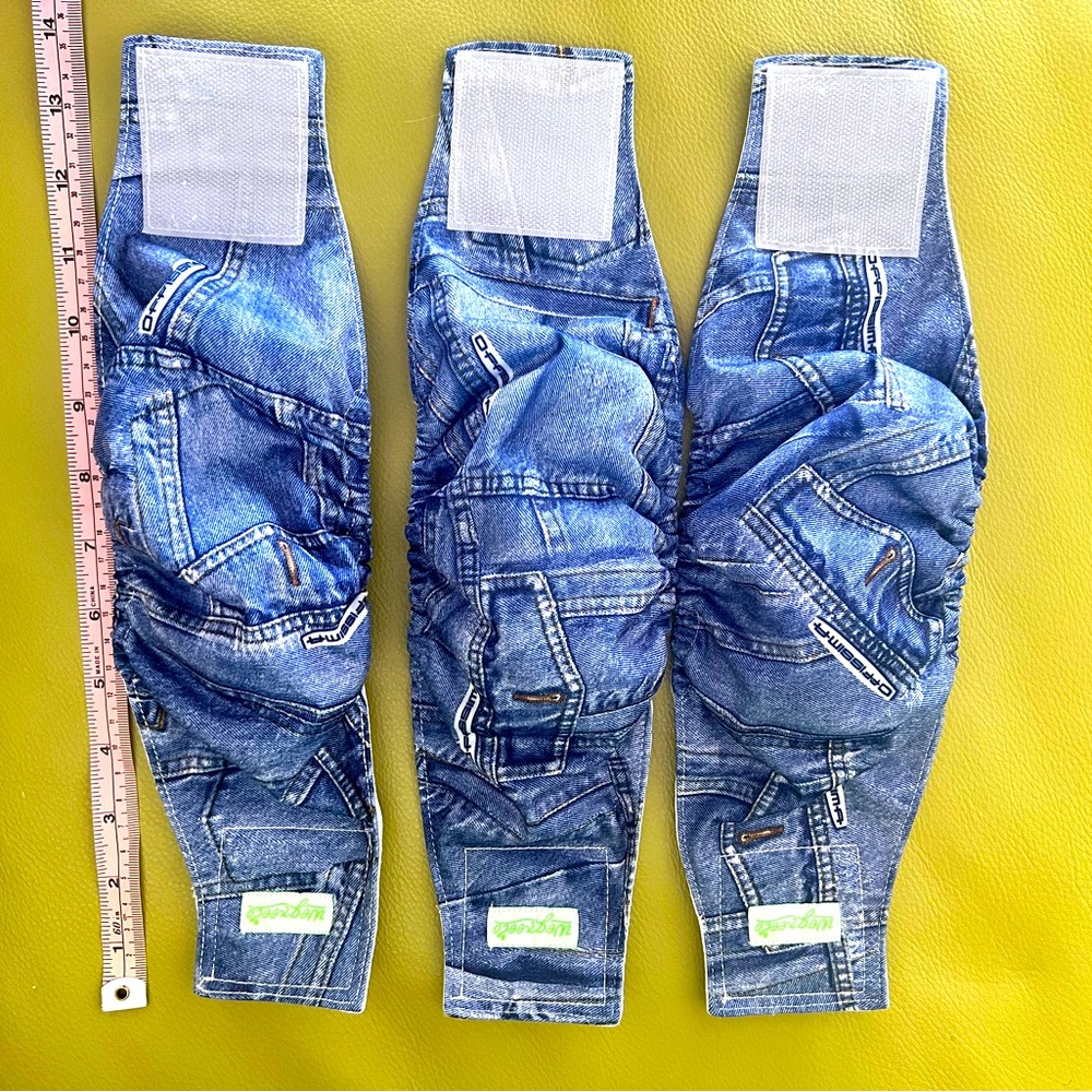 LIKE NEW, Male Dog/Puppy Washable Diapers/Belly Wraps, size XS, Quantity 3